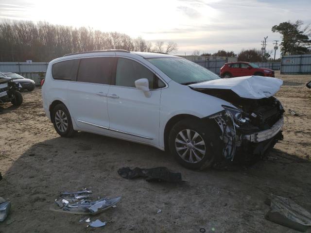 2C4RC1BG0HR729521 - 2017 CHRYSLER PACIFICA TOURING L WHITE photo 4