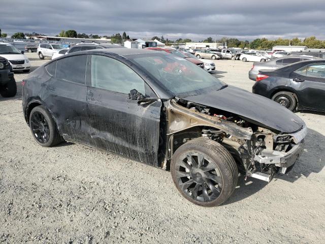 7SAYGDED3RF049437 - 2024 TESLA MODEL Y BLACK photo 4