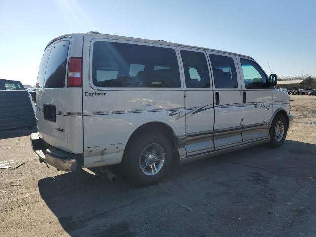 1GDFG15T031237175 - 2003 GMC SAVANA RV G1500 WHITE photo 3