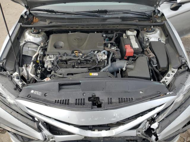 4T1G11AK2NU628817 - 2022 TOYOTA CAMRY SE SILVER photo 11