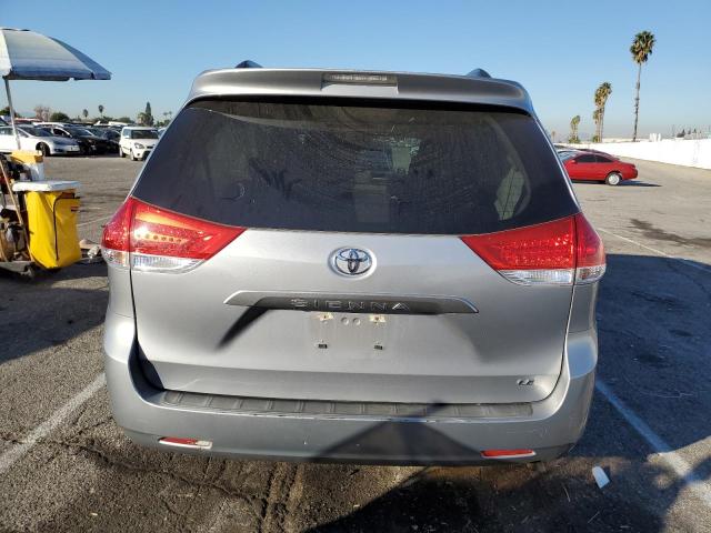 5TDKK3DC6DS389755 - 2013 TOYOTA SIENNA LE SILVER photo 6