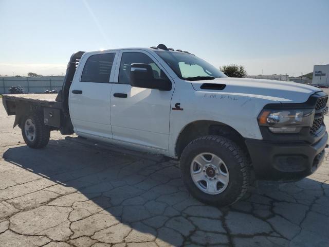 3C6UR5HL1RG178051 - 2024 RAM 2500 TRADESMAN أبيض صورة 4