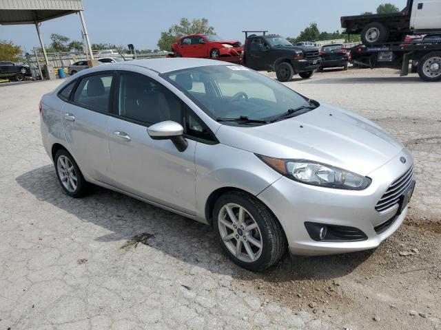 3FADP4BJ2KM106028 - 2019 FORD FIESTA SE Күміс фото 4