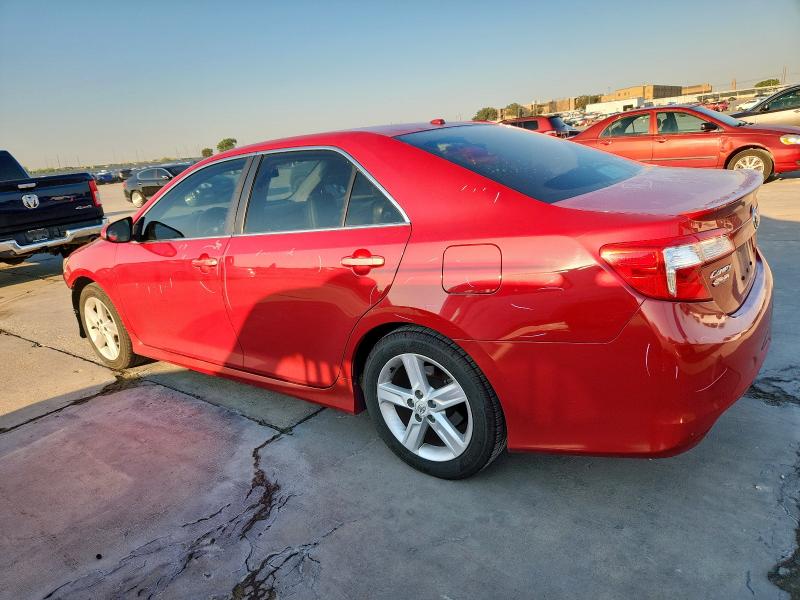 4T1BF1FK7CU559088 - 2012 TOYOTA CAMRY BASE RED photo 2