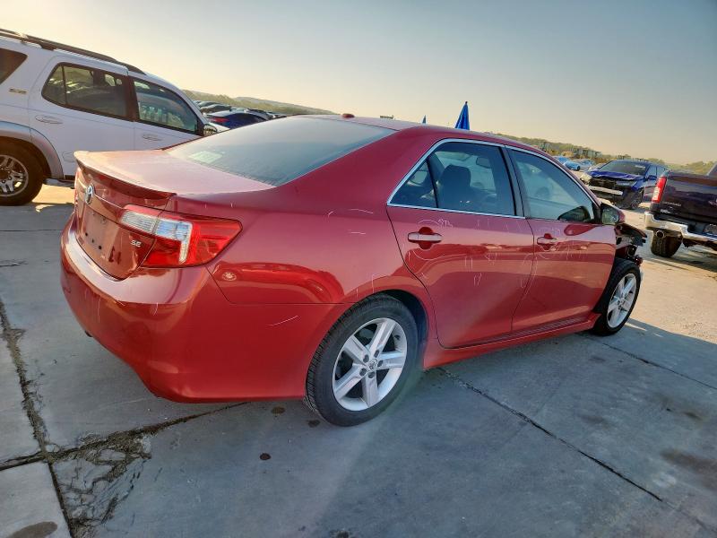 4T1BF1FK7CU559088 - 2012 TOYOTA CAMRY BASE RED photo 3