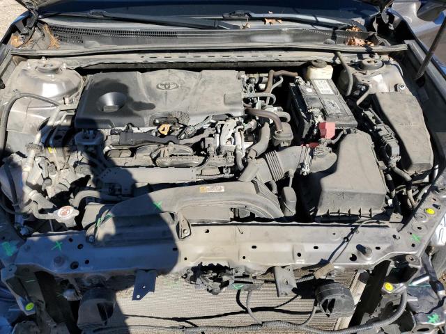 4T1B11HKXJU125675 - 2018 TOYOTA CAMRY L GRAY photo 11