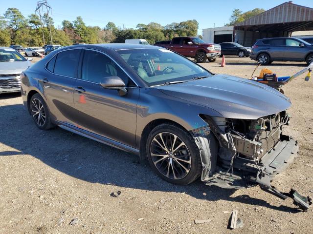 4T1B11HKXJU125675 - 2018 TOYOTA CAMRY L GRAY photo 4