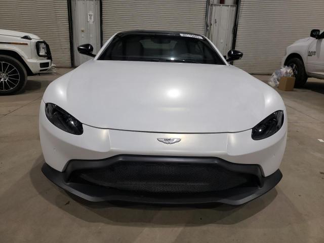 SCFSMGAWXKGN01417 - 2019 ASTON MARTIN VANTAGE WHITE photo 5