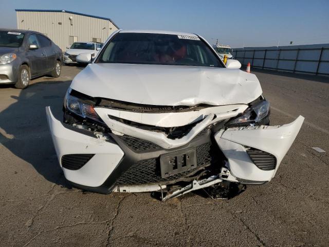 4T1B11HK3KU782819 - 2019 TOYOTA CAMRY L WHITE photo 5