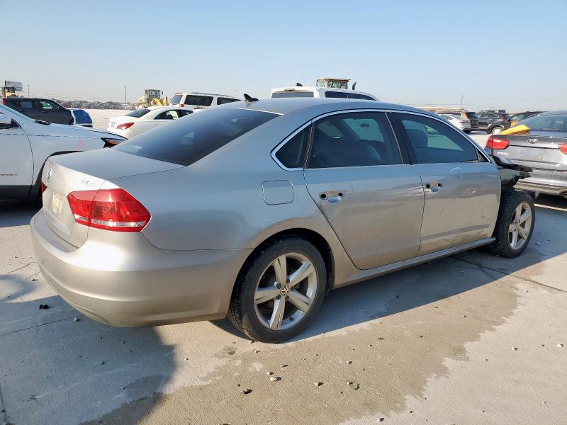 1VWBS7A38EC081367 - 2014 VOLKSWAGEN PASSAT SE ვერცხლისფერი ფოტო 3