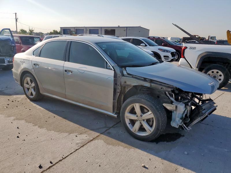 1VWBS7A38EC081367 - 2014 VOLKSWAGEN PASSAT SE ვერცხლისფერი ფოტო 4