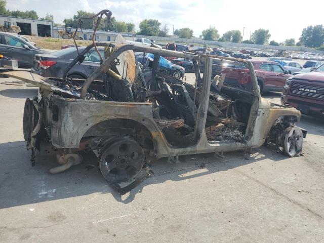 1C4BJWEG3FL558589 - 2015 JEEP WRANGLER U SAHARA BURN photo 3