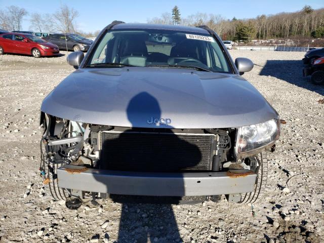 1C4NJDEB9GD614164 - 2016 JEEP COMPASS LATITUDE SILVER photo 5