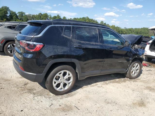 3C4NJDBN6RT111476 - 2024 JEEP COMPASS LATITUDE Қара фото 3