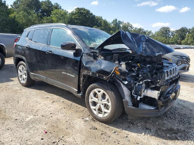 3C4NJDBN6RT111476 - 2024 JEEP COMPASS LATITUDE Қара фото 4