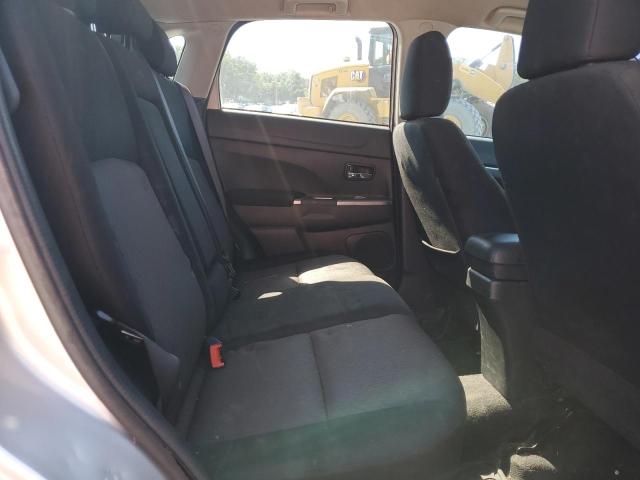 JA4AP3AU8KU028895 - 2019 MITSUBISHI OUTLANDER SPORT ES Gümüş foto 11