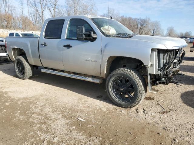 1GC1KXCG0DF171494 - 2013 CHEVROLET 1500 K2500 HEAVY DUTY LT SILVER photo 4