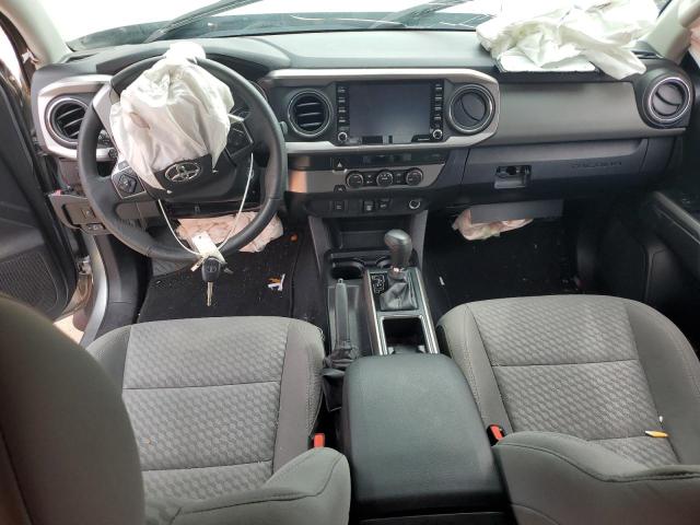 3TMBZ5DN3NM035959 - 2022 TOYOTA TACOMA DOUBLE CAB SILVER photo 8