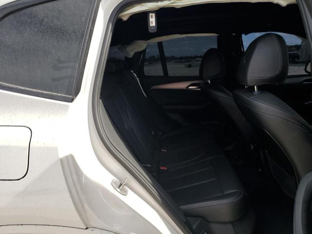 5UXTS3C55J0Y95243 - 2018 BMW X3 XDRIVEM40I WHITE photo 11