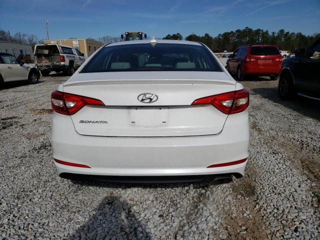 5NPE24AF2GH294816 - 2016 HYUNDAI SONATA SE WHITE photo 6