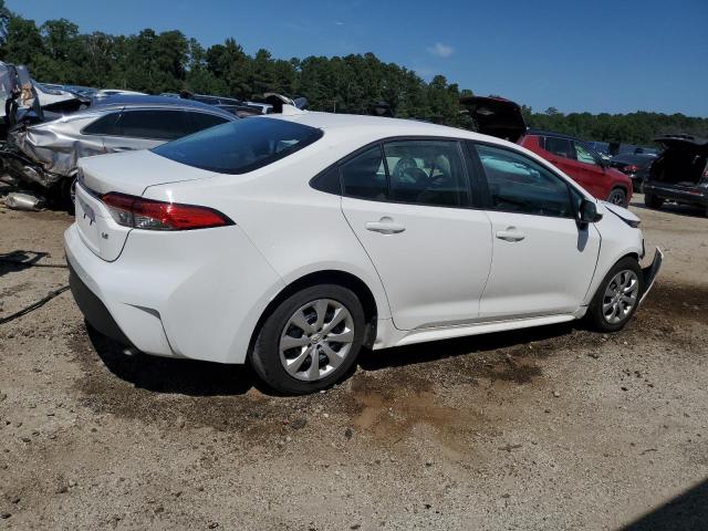 5YFB4MDE2RP111047 - 2024 TOYOTA COROLLA LE WHITE photo 3