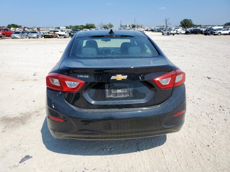 1G1BC5SMXJ7224259 - 2018 CHEVROLET CRUZE LS შავი ფოტო 6