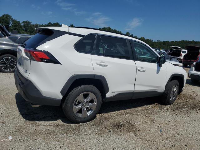 4T3LWRFV8SU173931 - 2025 TOYOTA RAV4 LE WHITE photo 3