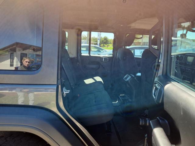 1C4HJXDN8JW262507 - 2018 JEEP WRANGLER U SPORT رمادي صورة 6