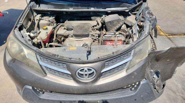 2T3WFREV2FW221377 - 2015 TOYOTA RAV4 XLE 灰色 照片 12