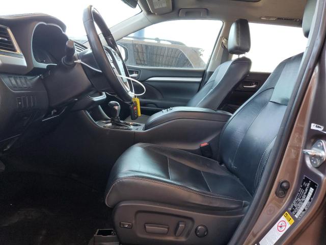5TDKZRFH9JS245345 - 2018 TOYOTA HIGHLANDER SE თაფლისფერი ფოტო 7