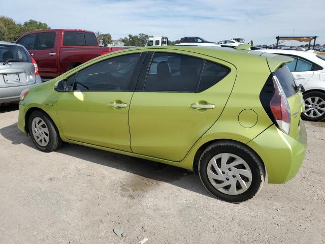 JTDKDTB35F1094224 - 2015 TOYOTA PRIUS C GREEN photo 2