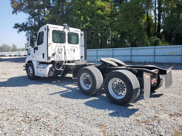 1FUGGEDV3JLHB4015 - 2018 FREIGHTLINER CASCADIA 1 თეთრი ფოტო 3