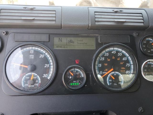 1FUGGEDV3JLHB4015 - 2018 FREIGHTLINER CASCADIA 1 თეთრი ფოტო 8