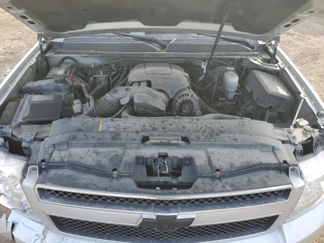 1GNUKJE34AR249572 - 2010 CHEVROLET SUBURBAN K1500 LT SILVER photo 12