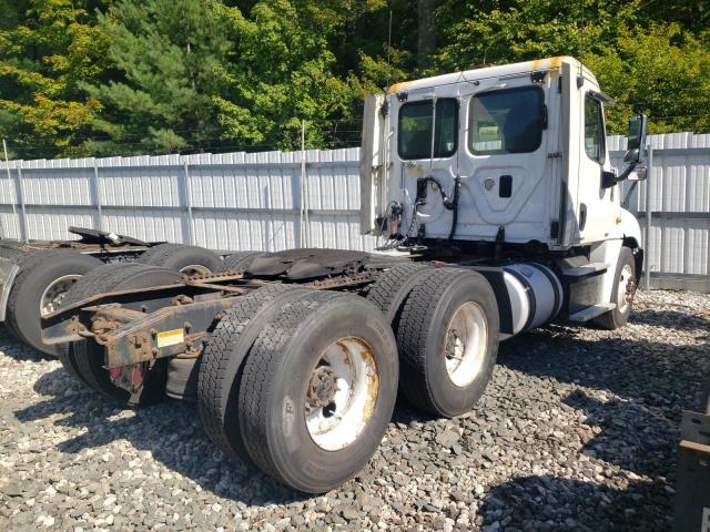 1FUJGEDR4CSBR5546 - 2012 FREIGHTLINER CASCADIA 白色 照片 4