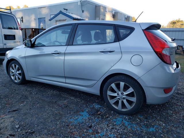 KMHCU5AE0DU055440 - 2013 HYUNDAI ACCENT GLS SILVER photo 2