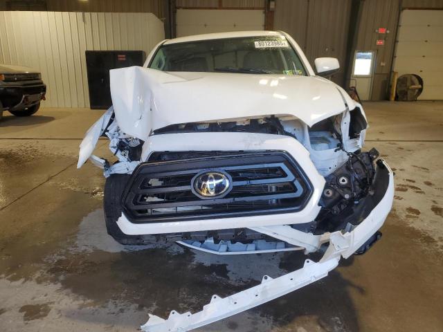 3TMCZ5AN7PM636979 - 2023 TOYOTA TACOMA DOUBLE CAB WHITE photo 5