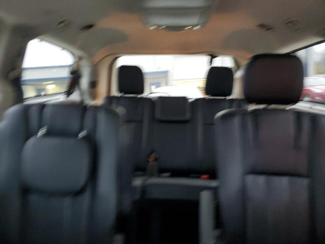 2C4RC1CG2GR193846 - 2016 CHRYSLER TOWN & COU TOURING L BURGUNDY photo 10