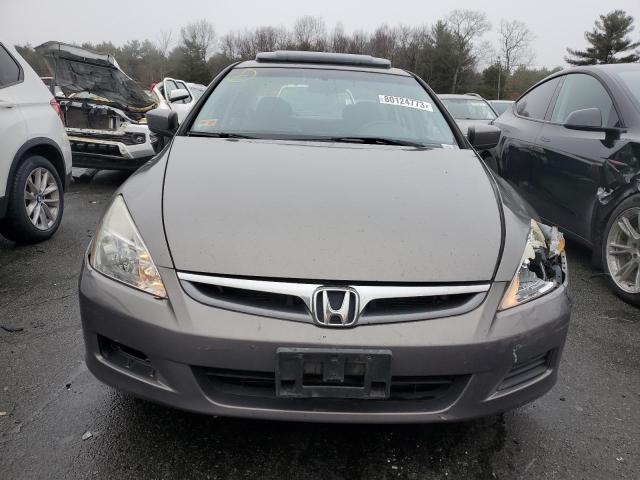 1HGCM56856A078628 - 2006 HONDA ACCORD EX SILVER photo 5