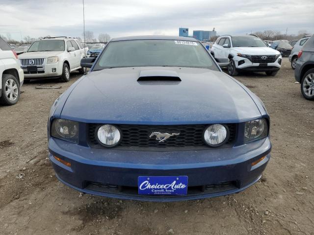 1ZVHT82H185186798 - 2008 FORD MUSTANG GT BLUE photo 5