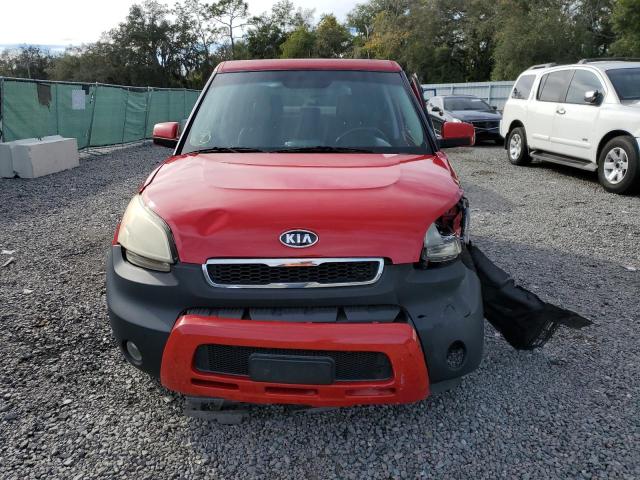 KNDJT2A28B7295799 - 2011 KIA SOUL + RED photo 5