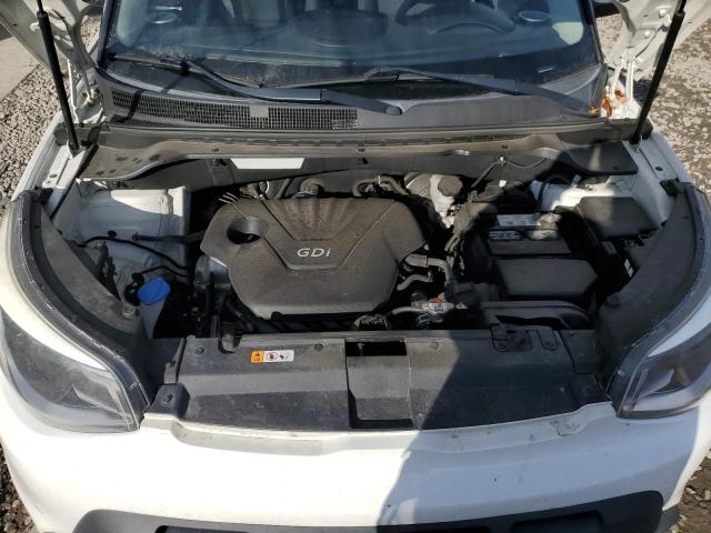 KNDJN2A29F7157110 - 2015 KIA SOUL WHITE photo 11