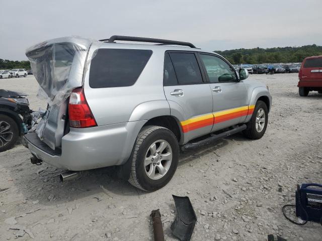JTEBU14R560092867 - 2006 TOYOTA 4RUNNER SR5 银色 照片 3