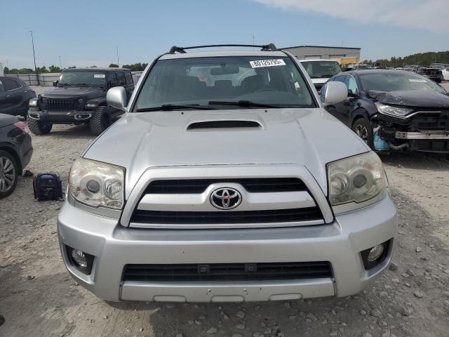 JTEBU14R560092867 - 2006 TOYOTA 4RUNNER SR5 银色 照片 5