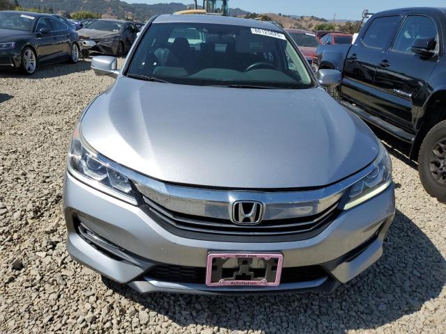 1HGCR2F74HA176401 - 2017 HONDA ACCORD EX SILVER photo 5