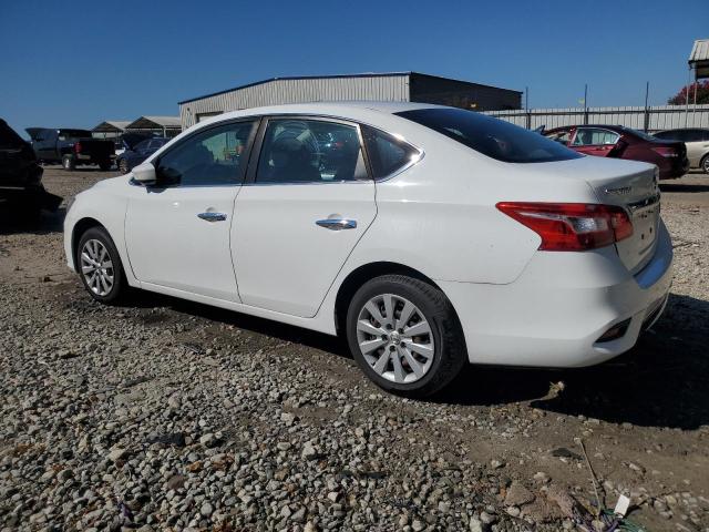 3N1AB7AP2JY260137 - 2018 NISSAN SENTRA S WHITE photo 2