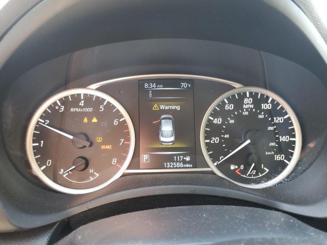 3N1AB7AP2JY260137 - 2018 NISSAN SENTRA S WHITE photo 9