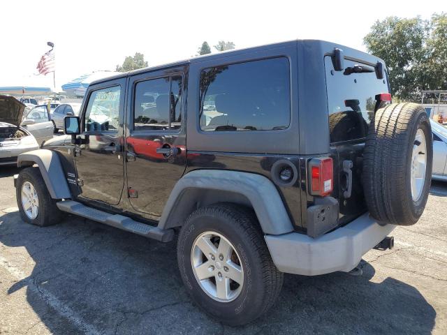 1C4BJWDG7DL553684 - 2013 JEEP WRANGLER U SPORT Czarny zdjęcie 2