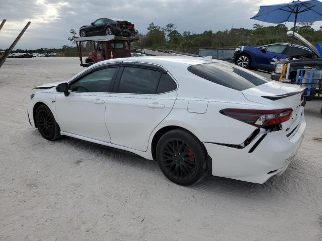 4T1G11AK4PU795585 - 2023 TOYOTA CAMRY SE NIGHT SHADE WHITE photo 2