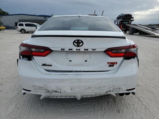 4T1G11AK4PU795585 - 2023 TOYOTA CAMRY SE NIGHT SHADE WHITE photo 6